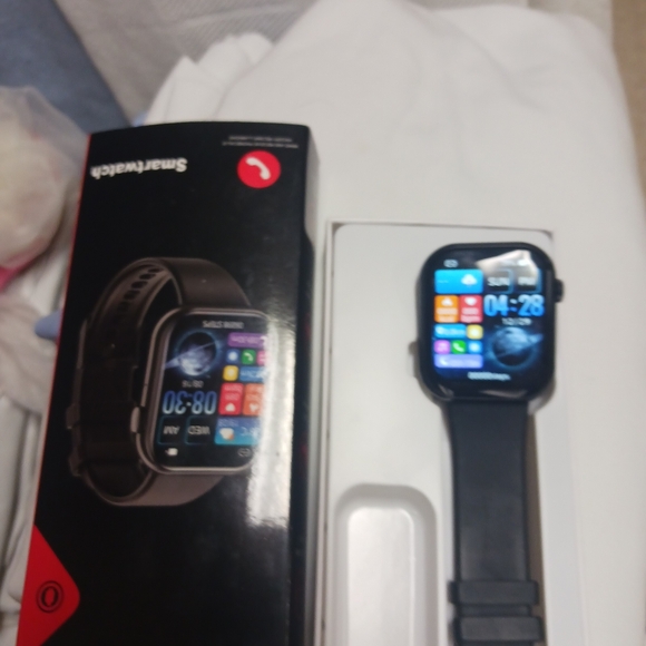 Smartwatch - Picture 1 of 2